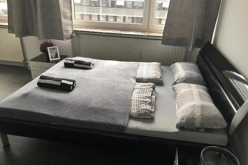 Apartment Ein helles und geräumiges Zimmer am Bremer Hauptbahnhof.